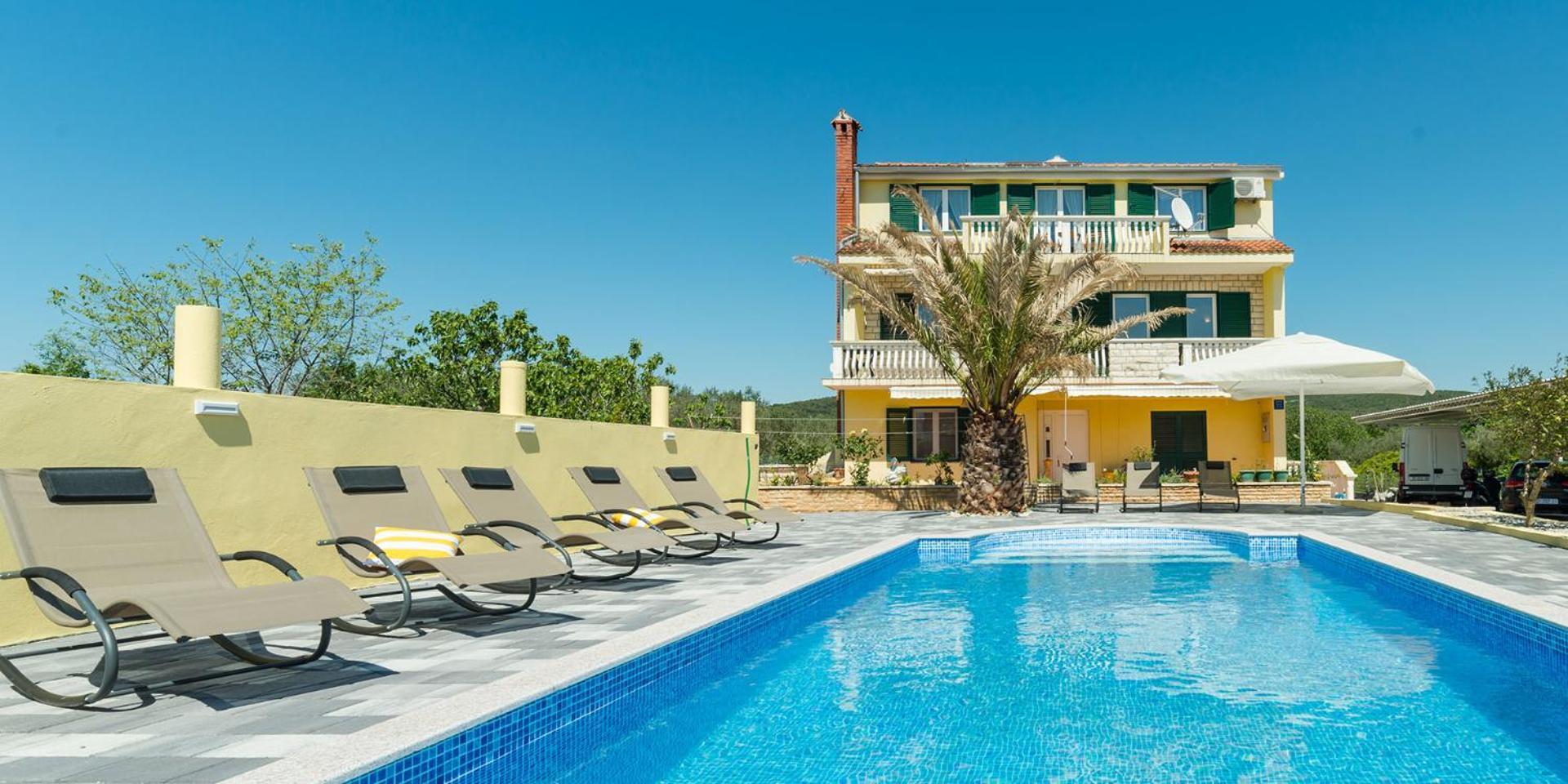 Crowonder Sun&Fun Holiday House With Large Swimming Pool, Playroom And Garden Bibinje Kültér fotó